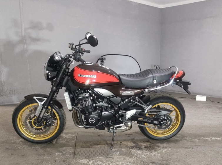 Мотоцикл Kawasaki Z900RS с пробегом 3506 km