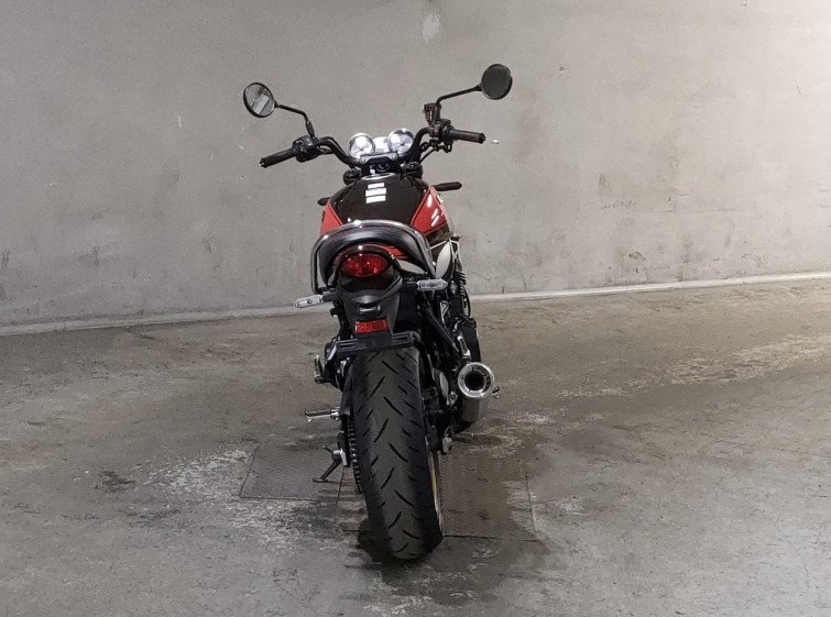 Мотоцикл Kawasaki Z900RS с пробегом 3506 km