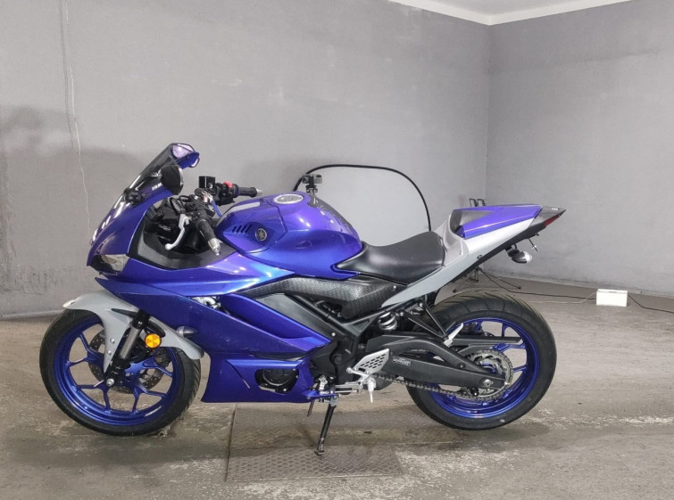 Мотоцикл Yamaha YZF-R25 з пробігом 3825 km