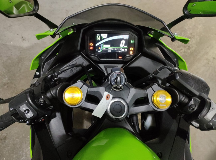 Мотоцикл Kawasaki NINJA ZX-4RR с пробегом 6411 km