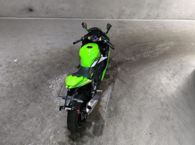 Мотоцикл Kawasaki NINJA ZX-4RR с пробегом 6411 km