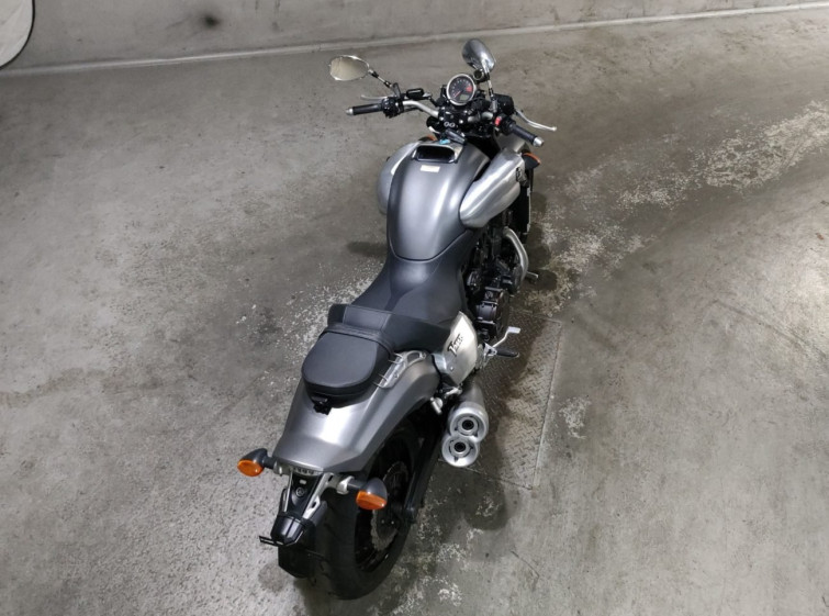 Мотоцикл Yamaha V-MAX1200 с пробегом 19010 km