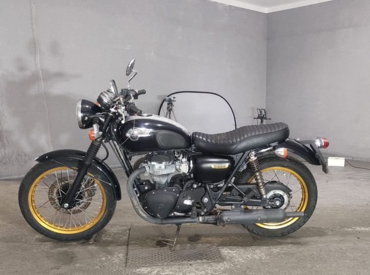Мотоцикл Kawasaki W800 с пробегом 35162 km