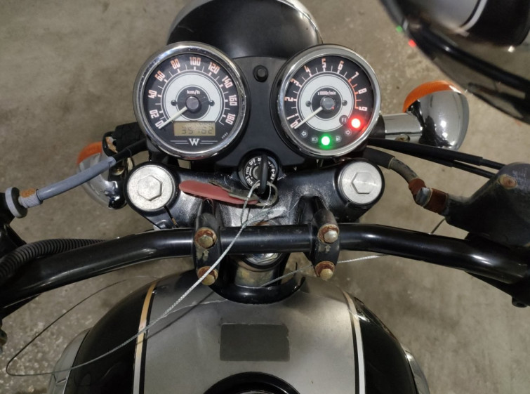 Мотоцикл Kawasaki W800 с пробегом 35162 km