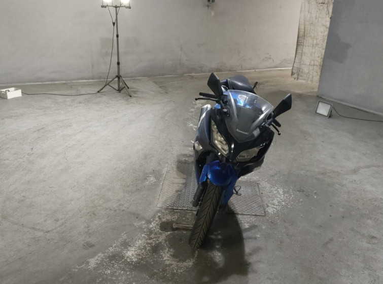 Мотоцикл Kawasaki NINJA250 с пробегом 45305 km