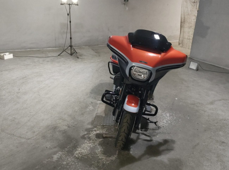 Мотоцикл HD STREET GLIDE FLHXSE1920 CVO с пробегом 435 km