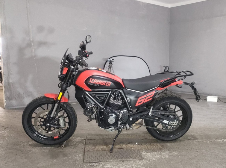 Мотоцикл Ducati SCRAMBLER 803 FULLTHROTTLE з пробігом 10048 km