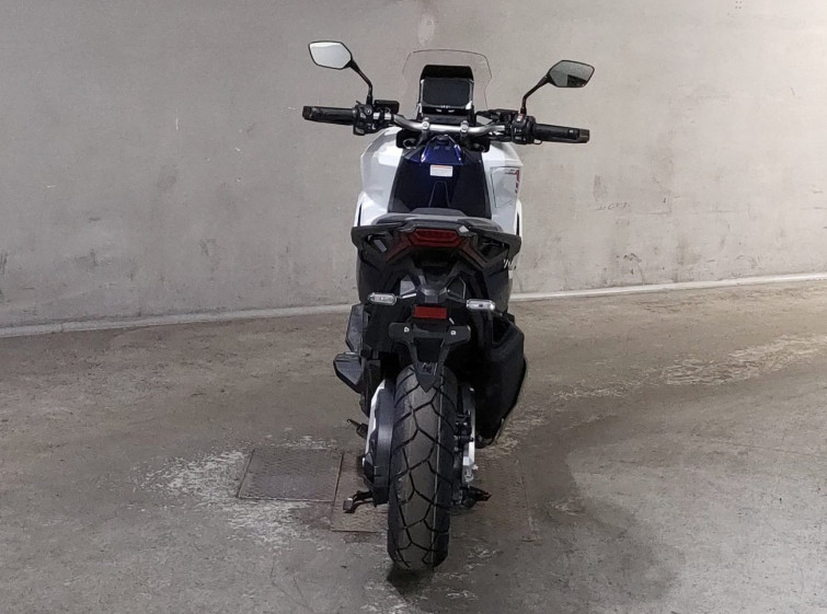 Мотоцикл Honda X-ADV750 с пробегом 54 km