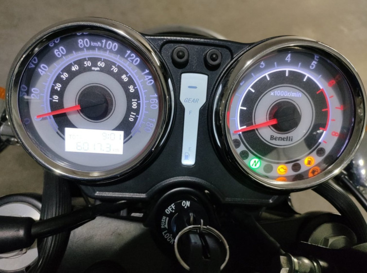 Мотоцикл Benelli IMPERIALE 400 з пробігом 6017 km