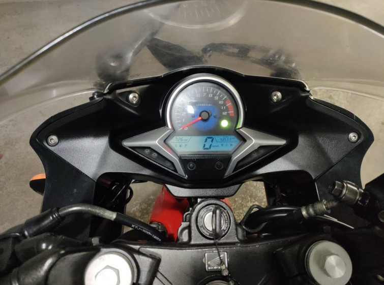 Мотоцикл Honda CBR250R с пробегом 43559 km