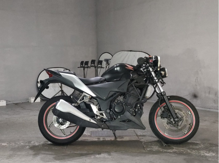 Мотоцикл Honda CBR250R с пробегом 35573 km