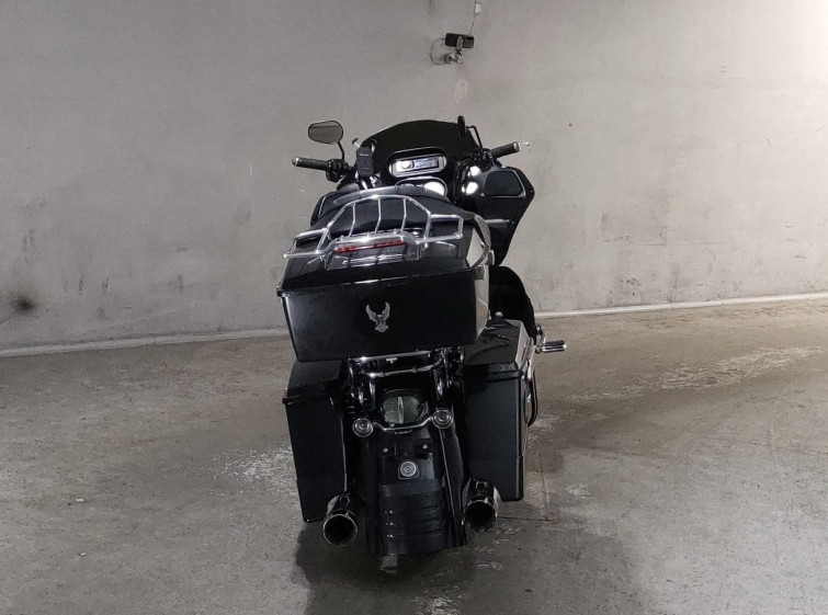 Мотоцикл HD ROAD GLIDE FLTR1580 з пробігом 30405 km