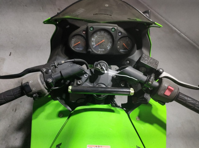 Мотоцикл Kawasaki NINJA250R с пробегом 46692 km