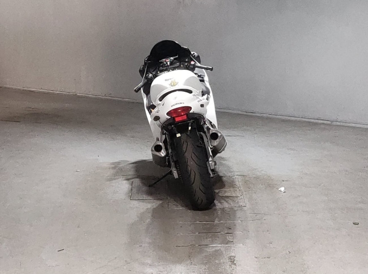 Мотоцикл Suzuki GSX1300R HAYABUSA з пробігом 39994 km