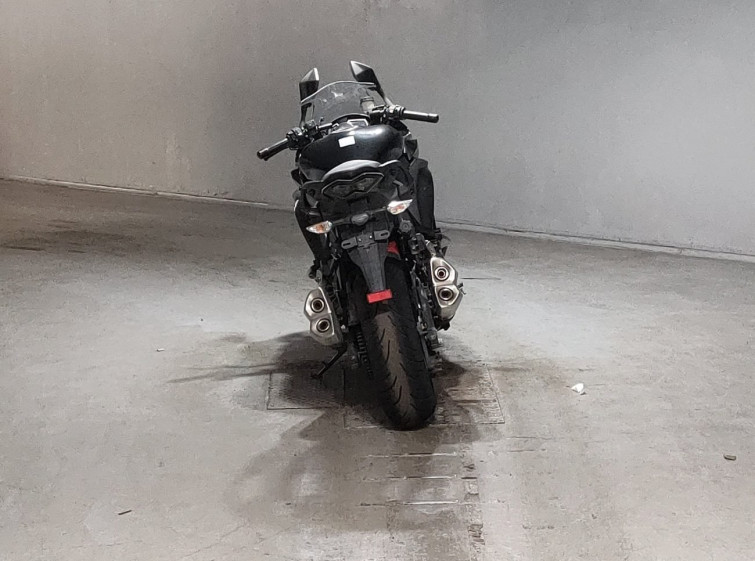 Мотоцикл Kawasaki Z1000 с пробегом 57609 km