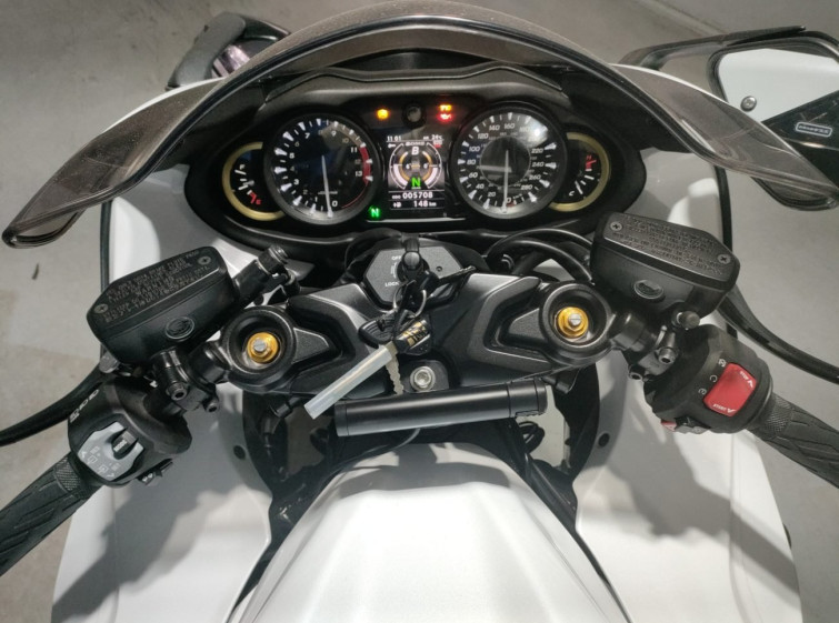 Мотоцикл Suzuki GSX1300R HAYABUSA с пробегом 5708 km