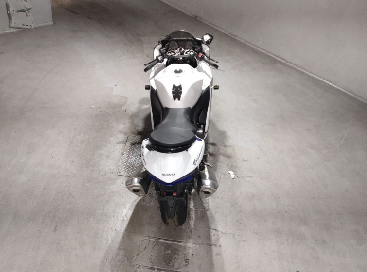 Мотоцикл Suzuki GSX1300R HAYABUSA с пробегом 5708 km