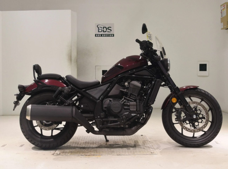 Мотоцикл Honda REBEL CMX1100DCT з пробігом 5700 km