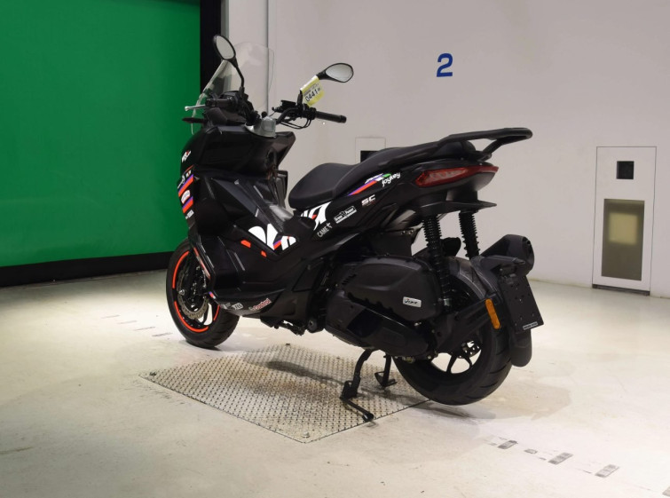 Мотоцикл Aprilia SR GT200 з пробігом 1030 km
