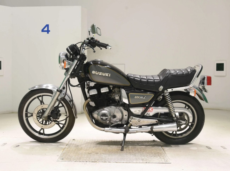 Мотоцикл Suzuki GSX250L з пробігом 90502 km