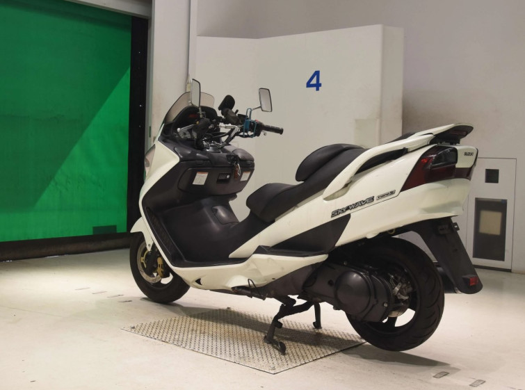 Мотоцикл Suzuki SKYWAVE 250S з пробігом 27384 km