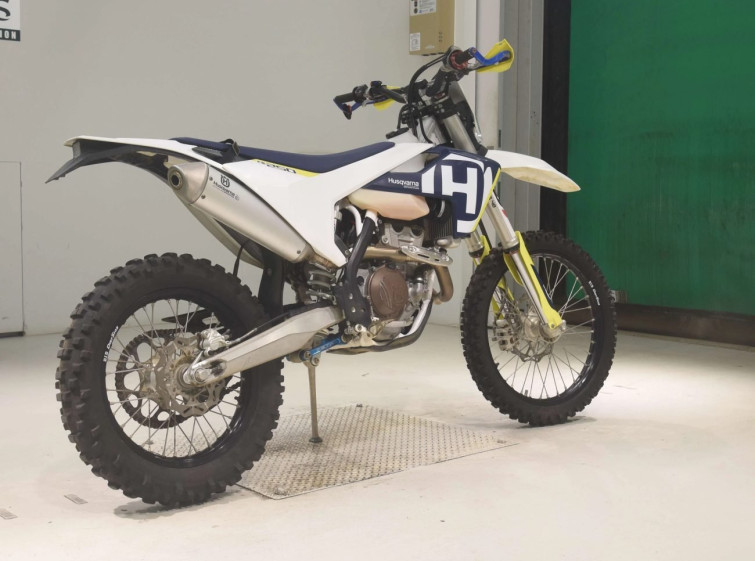 Мотоцикл Husqvarna FE250 с пробегом 500 km