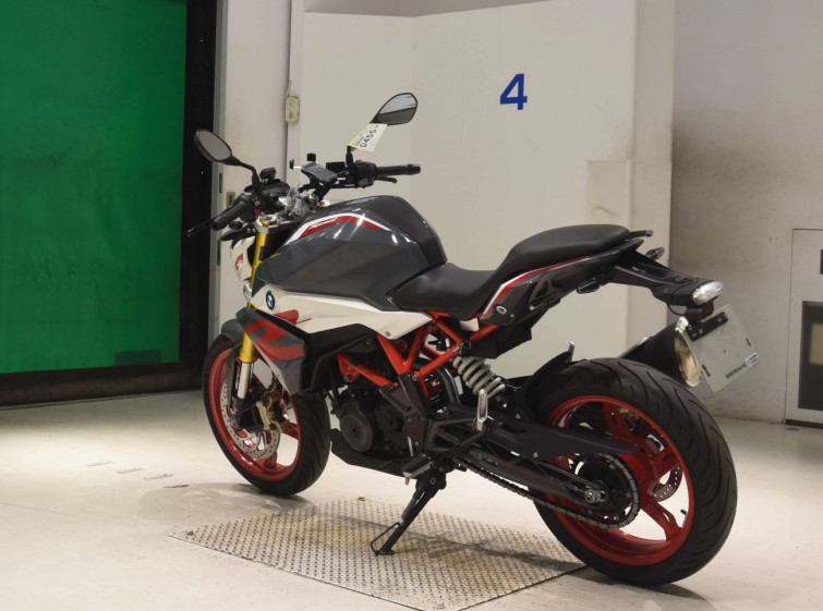Мотоцикл BMW G310R с пробегом 9532 km