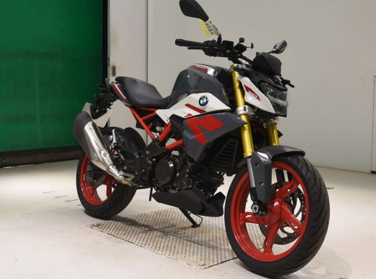 Мотоцикл BMW G310R с пробегом 9532 km
