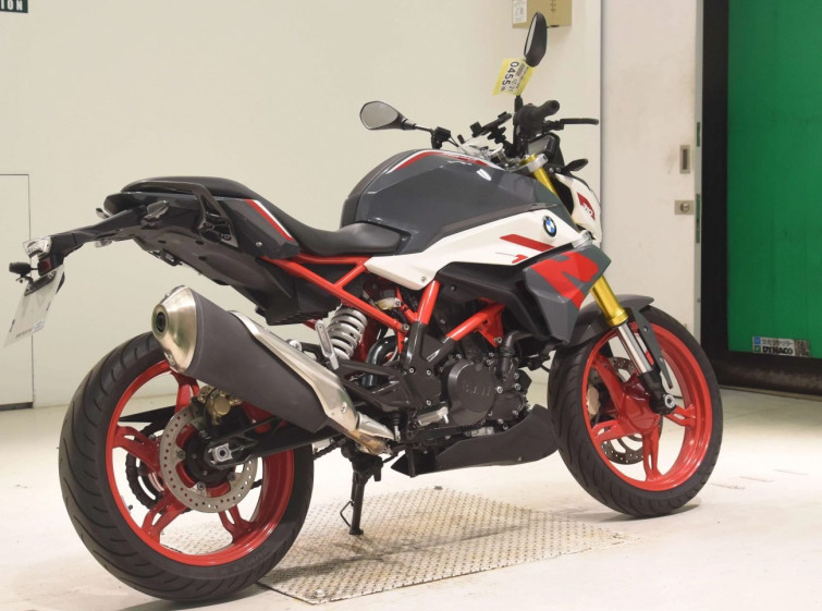 Мотоцикл BMW G310R с пробегом 9532 km
