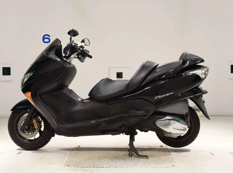 Мотоцикл Honda FORZA ZA з пробігом 65061 km