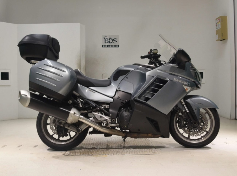 Мотоцикл Kawasaki GTR1400 CONCOURS з пробігом 73147 km