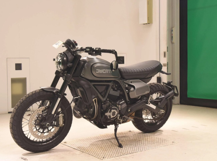 Мотоцикл Ducati SCRAMBLER NIGHT SHIFT з пробігом 28205 km