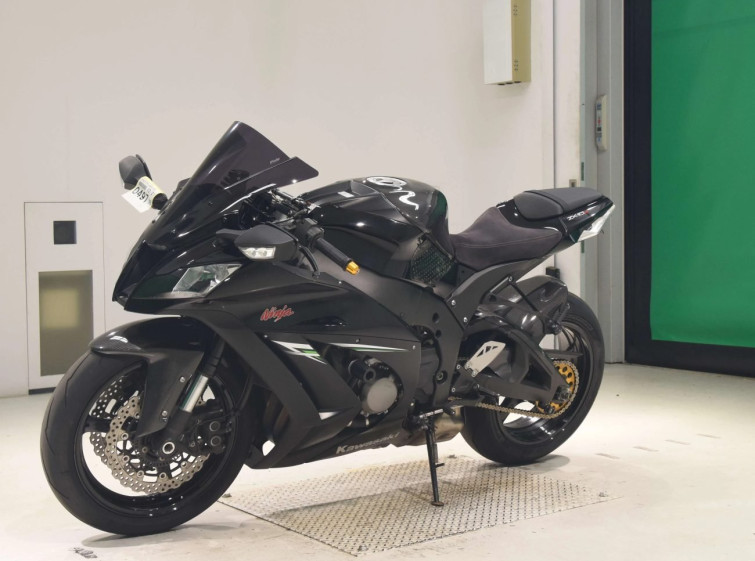 Мотоцикл Kawasaki NINJA ZX-10R з пробігом 22524 km