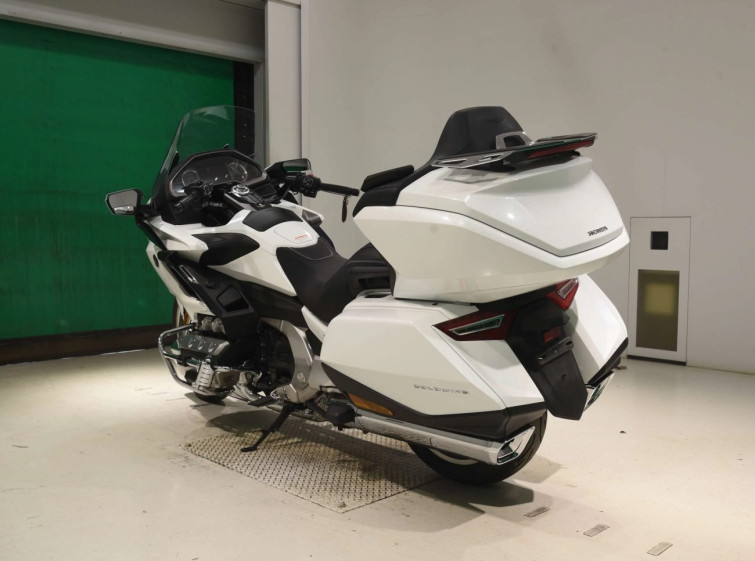 Мотоцикл Honda GL1800 TOUR D с пробегом 8057 km