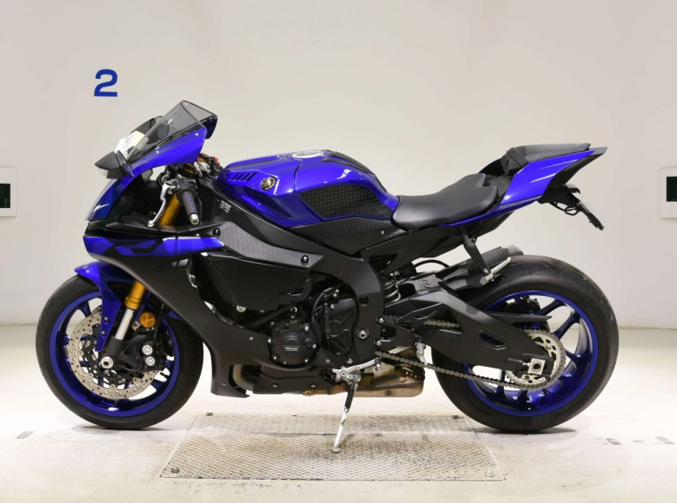 Мотоцикл Yamaha YZF-R1 с пробегом 1063 km