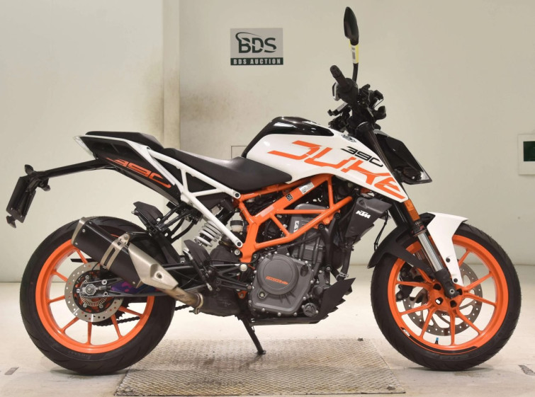 Мотоцикл KTM 390 DUKE с пробегом 12539 km