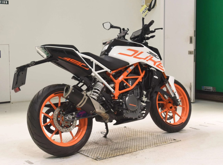 Мотоцикл KTM 390 DUKE с пробегом 12539 km