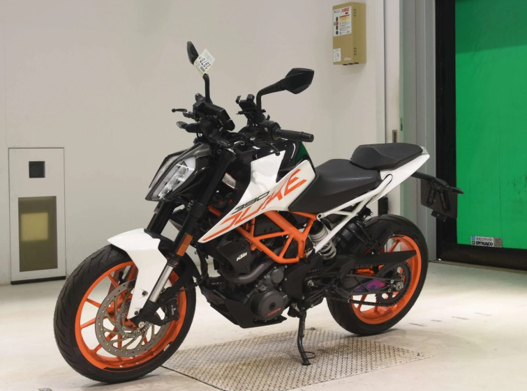 Мотоцикл KTM 390 DUKE с пробегом 12539 km