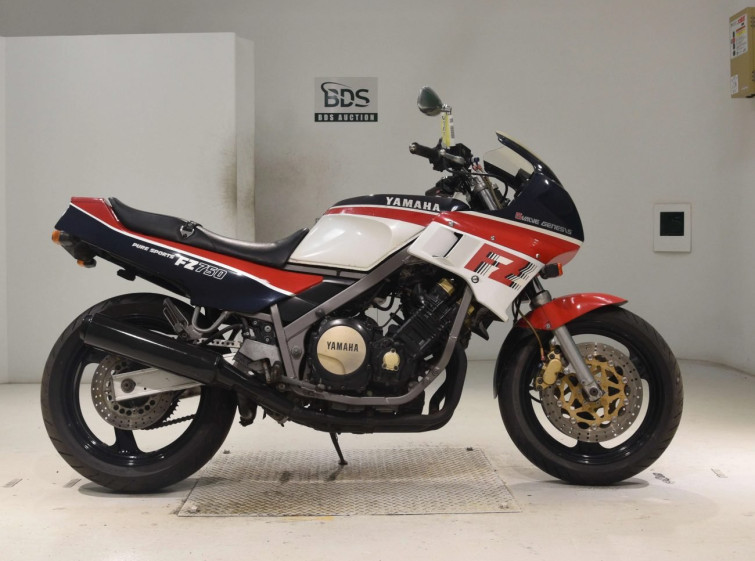 Мотоцикл Yamaha FZ750 с пробегом 24441 km