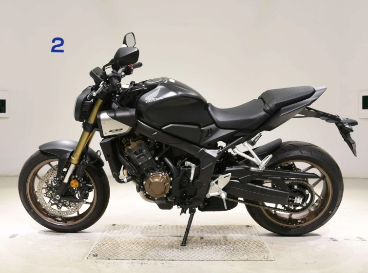Мотоцикл Honda CB650R-2E CLUTCH с пробегом 379 km