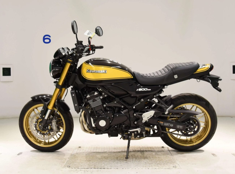 Мотоцикл Kawasaki Z900RS SE с пробегом 4152 km