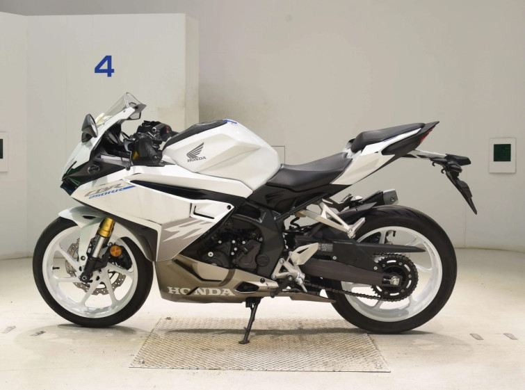 Мотоцикл Honda CBR250RRA с пробегом 22337 km