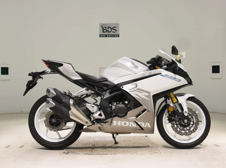 Мотоцикл Honda CBR250RRA с пробегом 22337 km