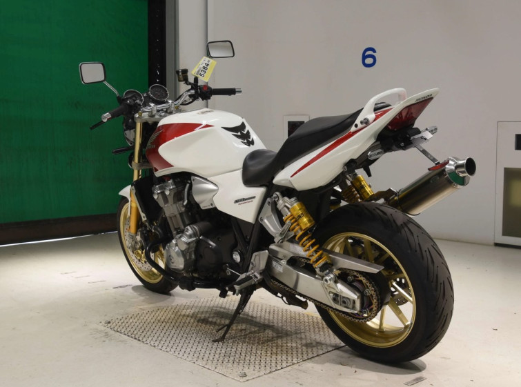 Мотоцикл Honda CB1300SF с пробегом 157787 km