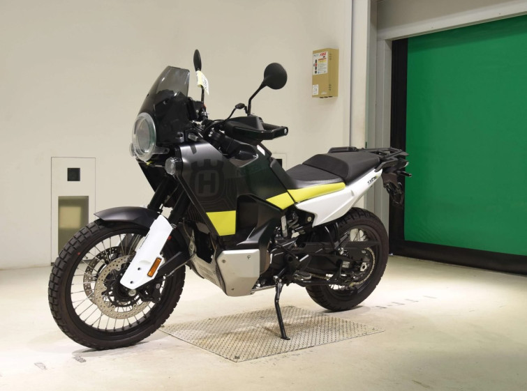 Мотоцикл Husqvarna NORDEN901 с пробегом 5616 km