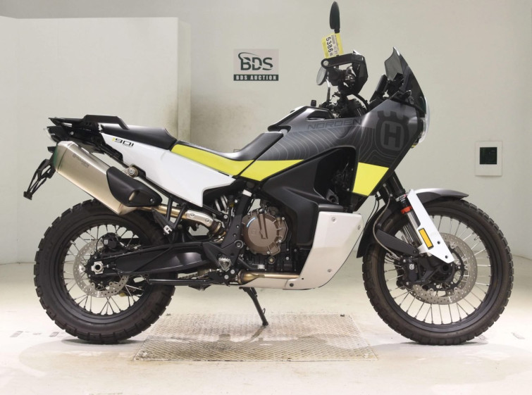Мотоцикл Husqvarna NORDEN901 с пробегом 5616 km