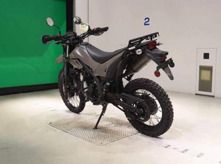 Мотоцикл Kawasaki KLX150L с пробегом 9675 km