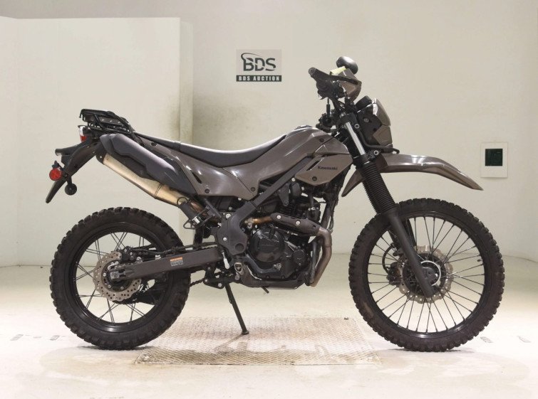 Мотоцикл Kawasaki KLX150L с пробегом 9675 km