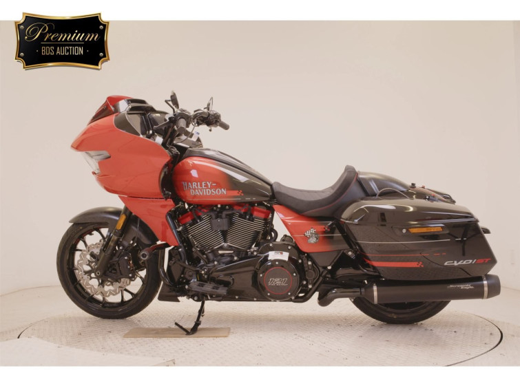 Мотоцикл HD FLTRXSTSE1980CVO с пробегом 8 km