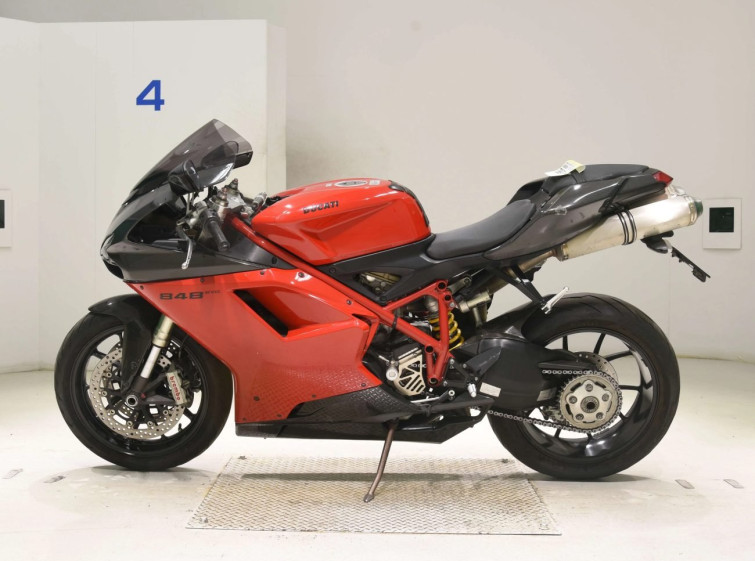 Мотоцикл Ducati 848EVO з пробігом 41042 km